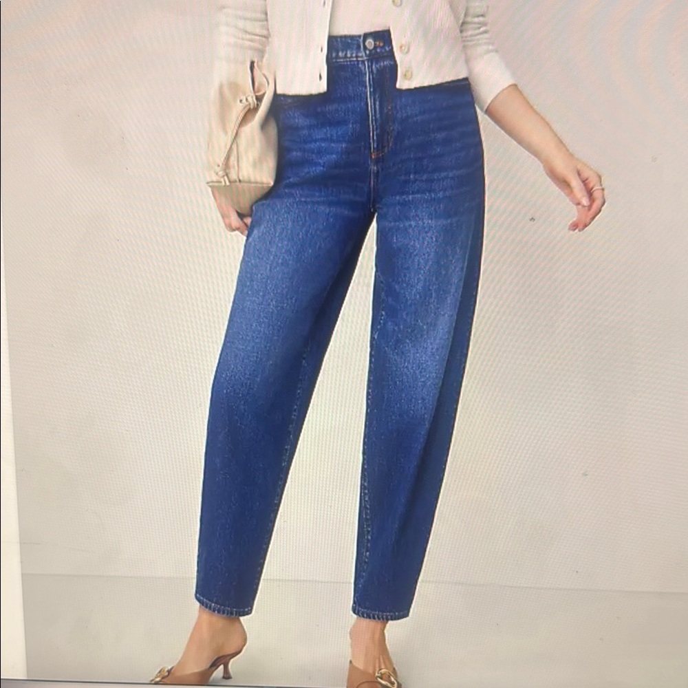 NEVER WORN! Barrel Jeans- Ann Taylor Classic Blue
